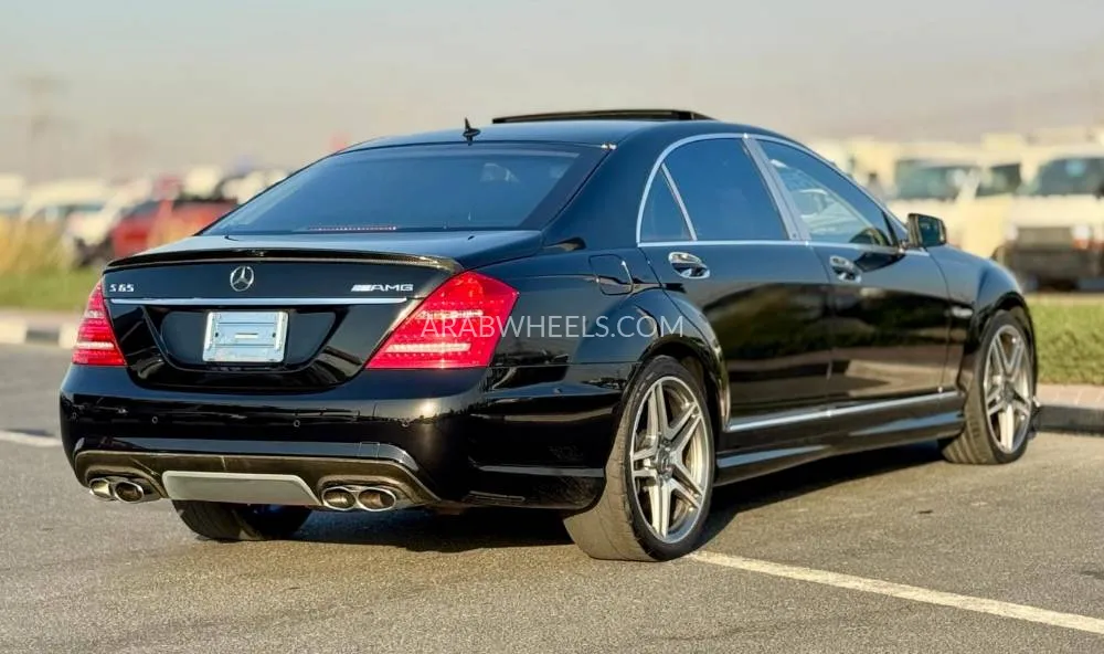 Mercedes Benz CLS Class 2010 for Sale in Dubai Image-7