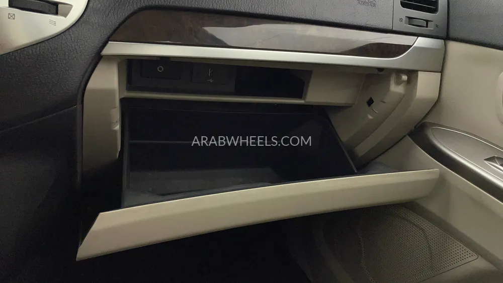 Mitsubishi Pajero 2017 for Sale in Dubai Image-30