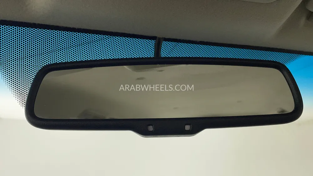 Mitsubishi Pajero 2017 for Sale in Dubai Image-34