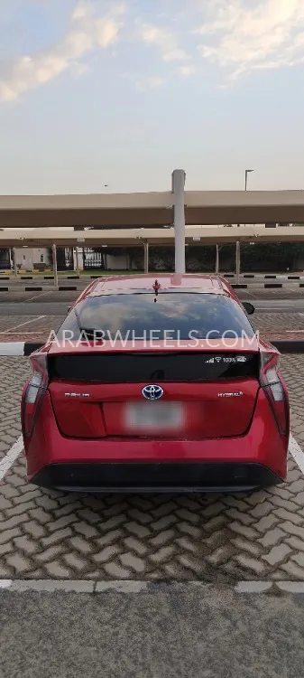 Toyota Prius 2016 for Sale in Sharjah Image-2
