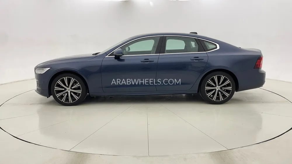Volvo S90 2023 for Sale in Dubai Image-6
