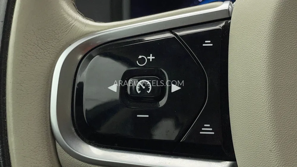 Volvo S90 2023 for Sale in Dubai Image-22