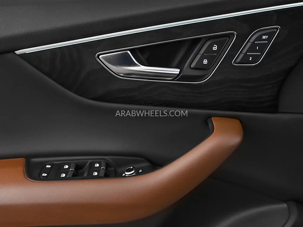 أودي Q7 2021 for Sale in دبي Image-11