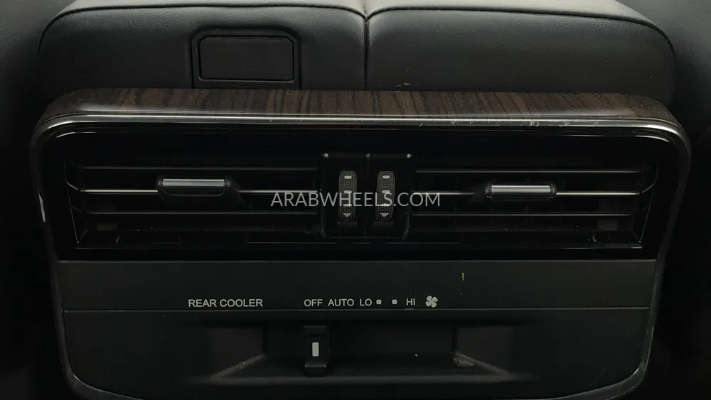 Toyota Land Cruiser 2023 for Sale in Dubai Image-25
