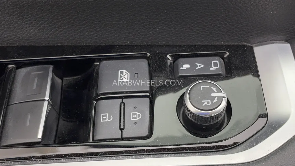 Toyota Land Cruiser 2023 for Sale in Dubai Image-47