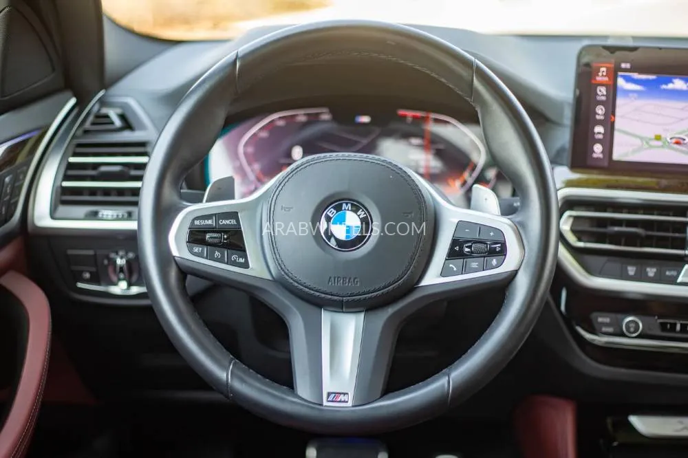 BMW X4 2024 for Sale in Dubai Image-9