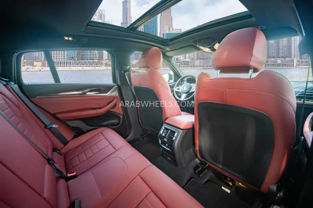 BMW X4 2024 for Sale in Dubai Image-17