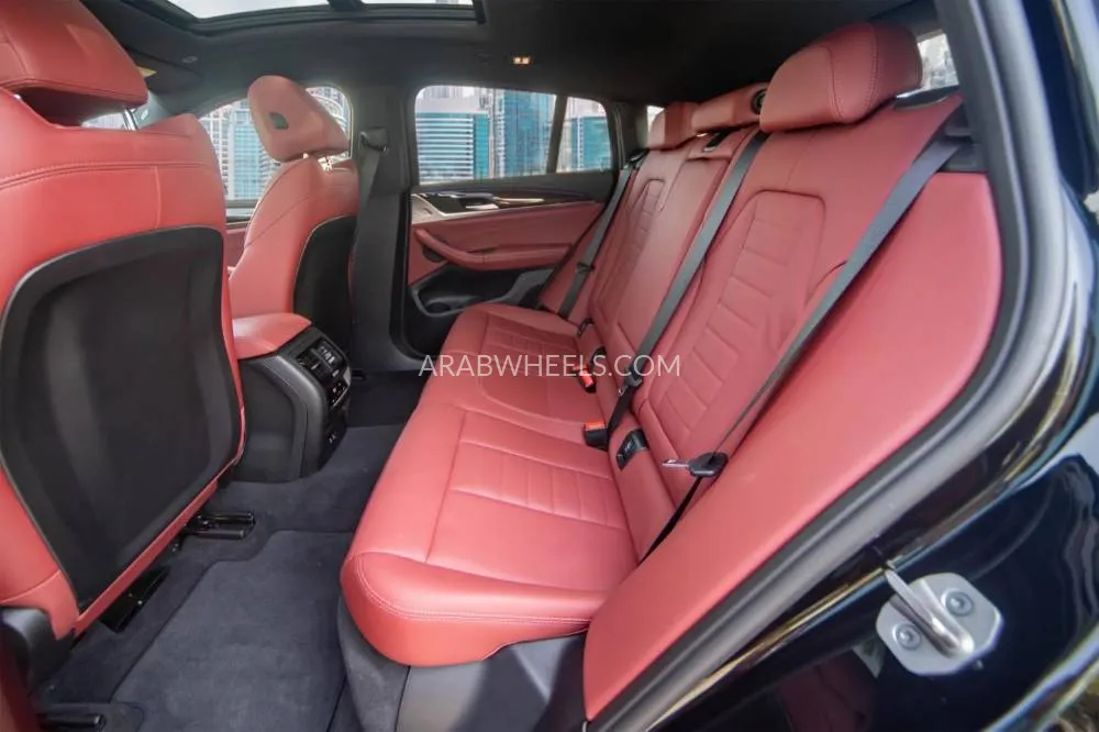 BMW X4 2024 for Sale in Dubai Image-18