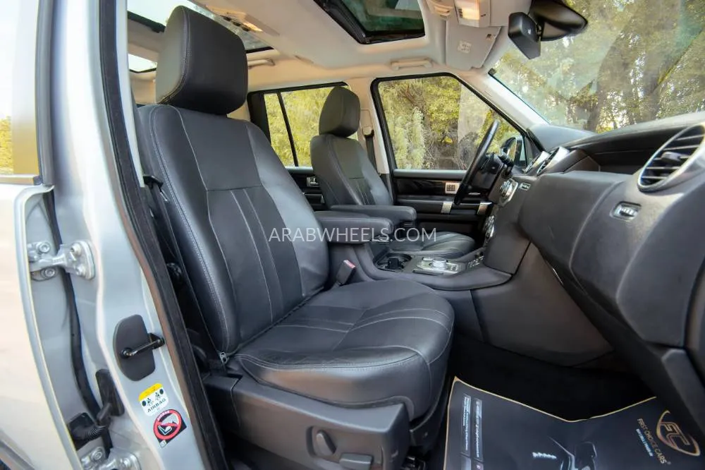 Land Rover Range Rover 2020 for Sale in Sharjah Image-11