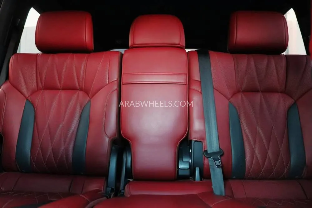 Lexus LX 2019 for Sale in Sharjah Image-10