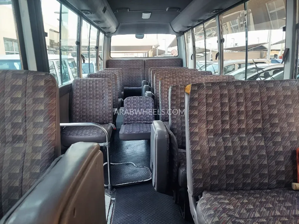 Nissan Civilian 2013 for Sale in Sharjah Image-7