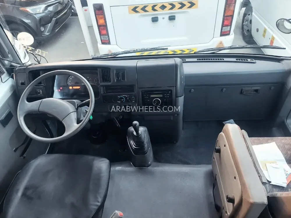 Nissan Civilian 2013 for Sale in Sharjah Image-10