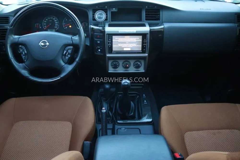 Nissan Patrol 2022 for Sale in Sharjah Image-9