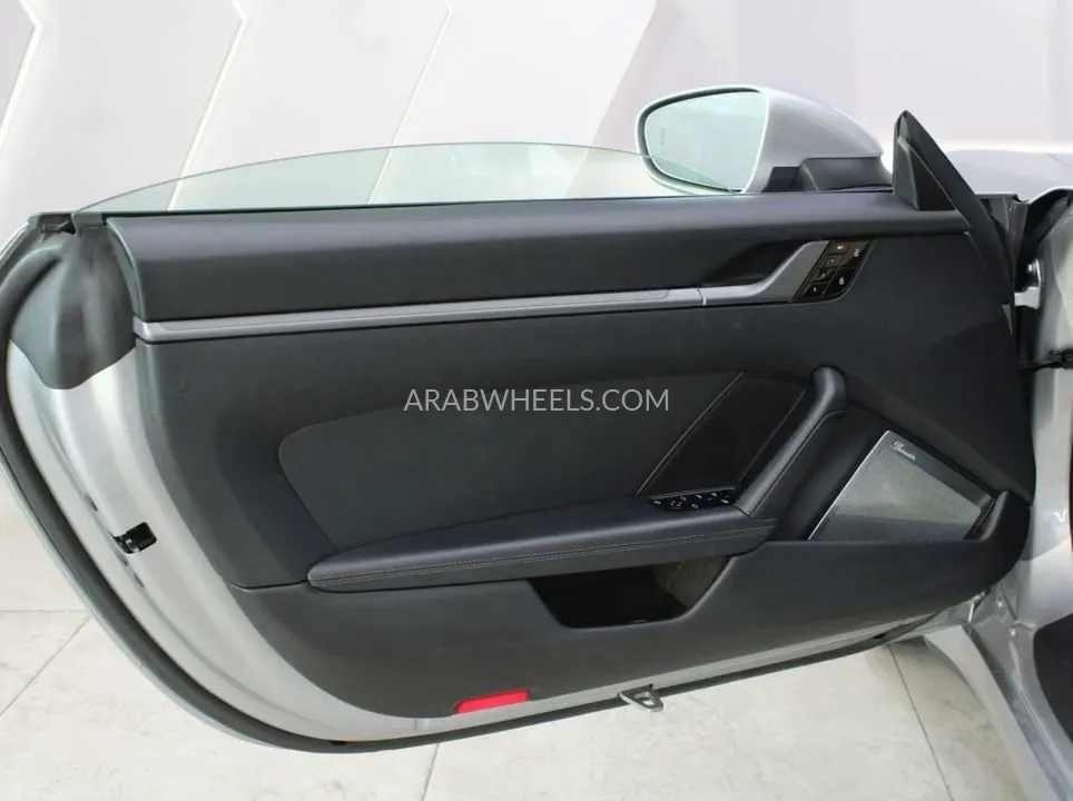 Porsche 911 2021 for Sale in Dubai Image-10