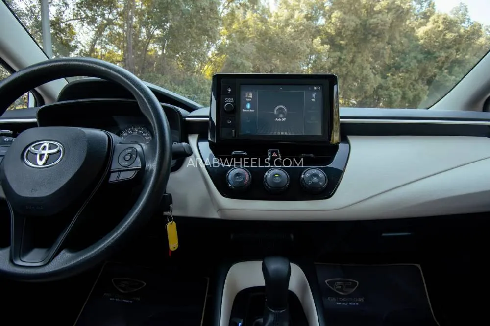 Toyota Corolla 2020 for Sale in Sharjah Image-16