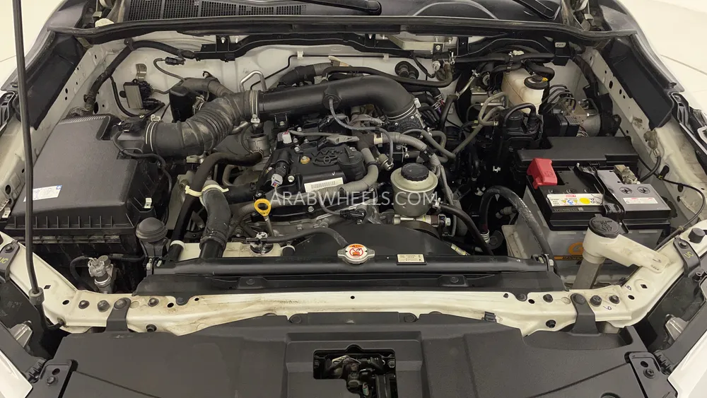 Toyota Fortuner 2023 for Sale in Dubai Image-9