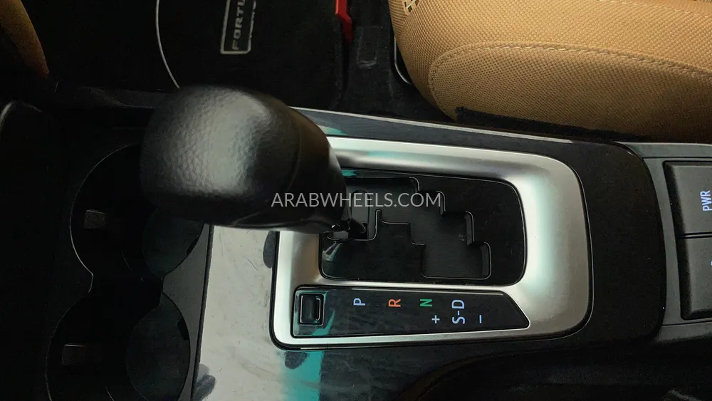 Toyota Fortuner 2023 for Sale in Dubai Image-18
