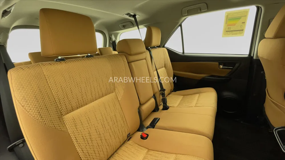 Toyota Fortuner 2023 for Sale in Dubai Image-25