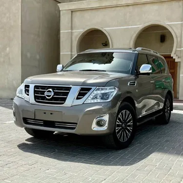 Nissan Patrol 4.0L SE Platinum 2015