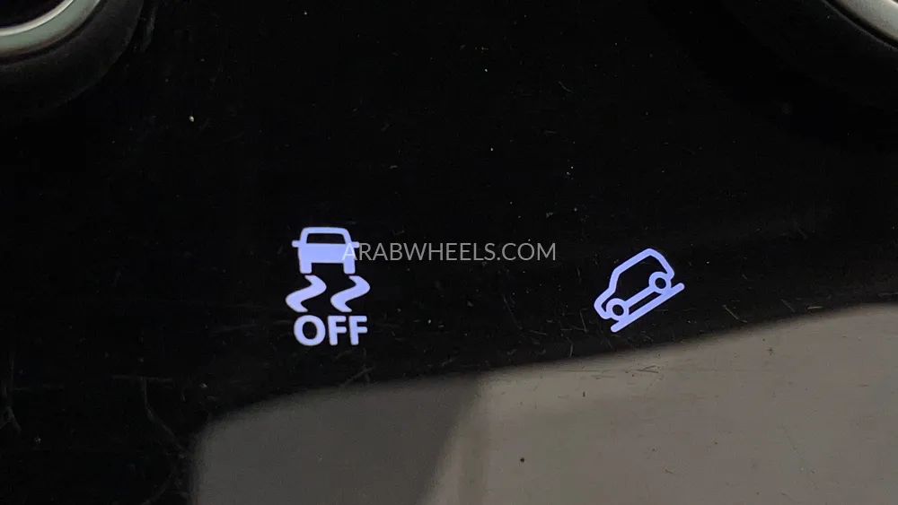 لاند روفر رينج روفر فيلار 2018 for Sale in دبي Image-38