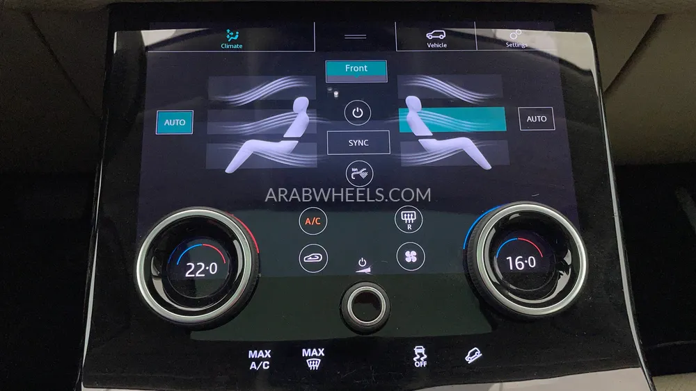 لاند روفر رينج روفر فيلار 2018 for Sale in دبي Image-56