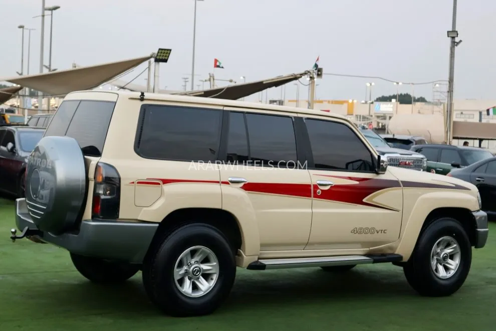Nissan Patrol 2016 for Sale in Sharjah Image-3