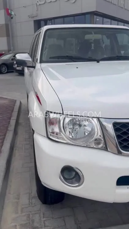 Nissan Patrol 2021 for Sale in Abu Dhabi Image-8