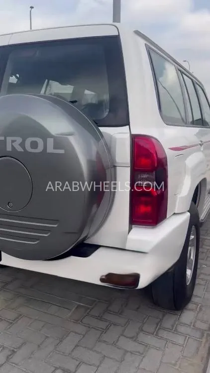 Nissan Patrol 2021 for Sale in Abu Dhabi Image-11