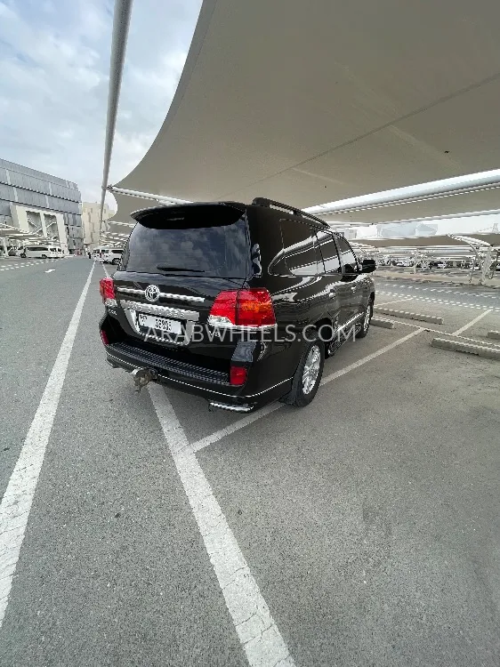 تويوتا لاند كروزر 2012 for Sale in أبو ظبي Image-2