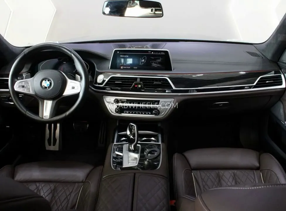 BMW 7 series 2022 for Sale in Dubai Image-7