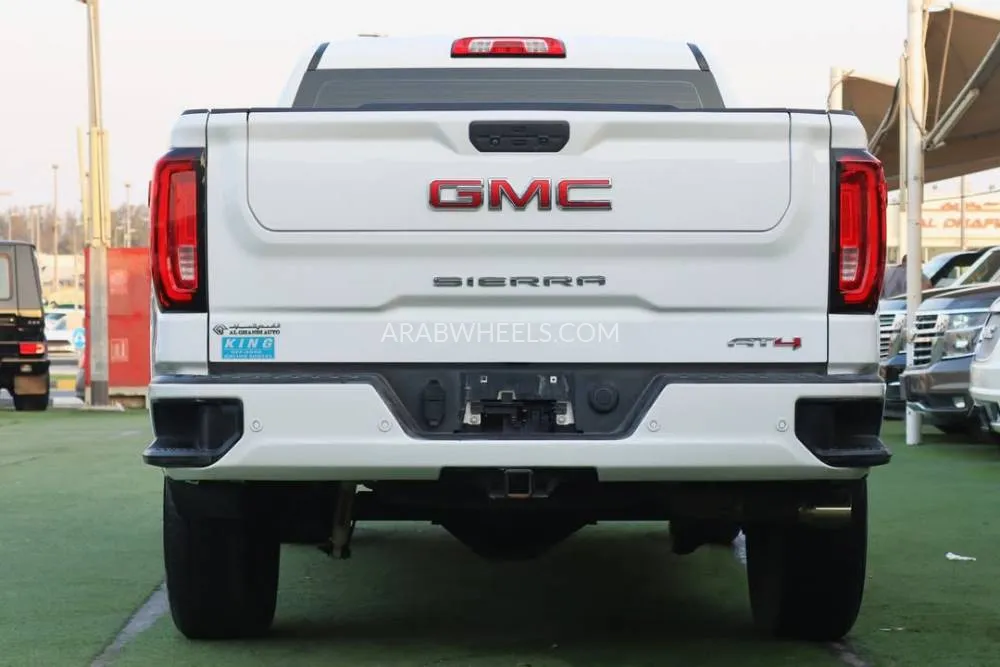 GMC Sierra 2020 for Sale in Sharjah Image-4