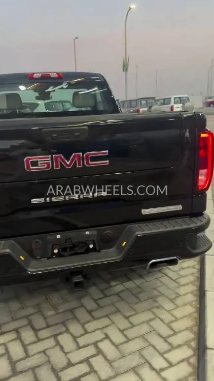 جي إم سي سييرا 2023 for Sale in أبو ظبي Image-9