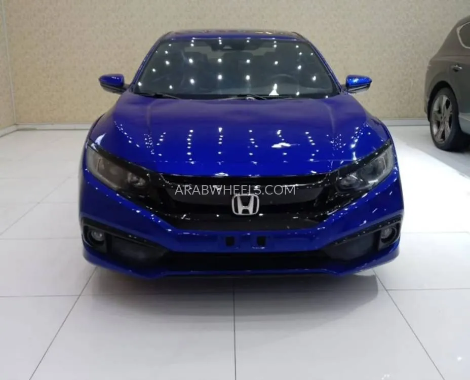 Honda Civic 2019 for Sale in Ajman Image-2
