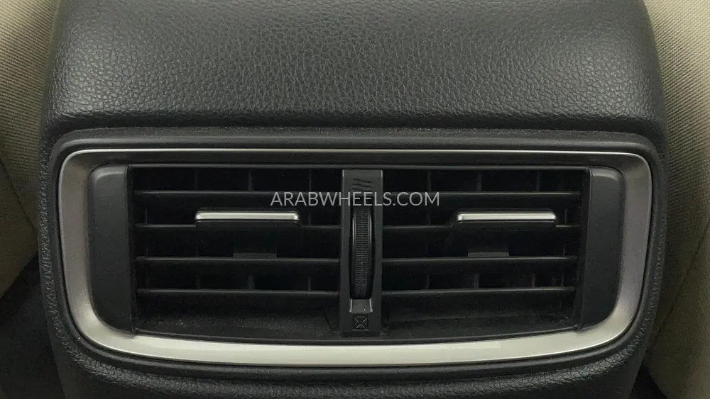 Honda CR-V 2019 for Sale in Dubai Image-26