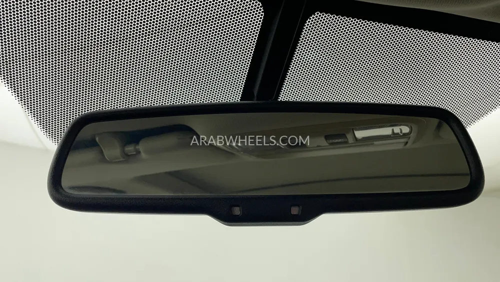 Honda CR-V 2019 for Sale in Dubai Image-38