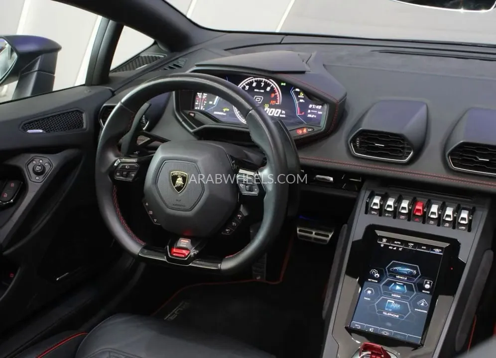 لامبورغيني هوراكان 2023 for Sale in دبي Image-18