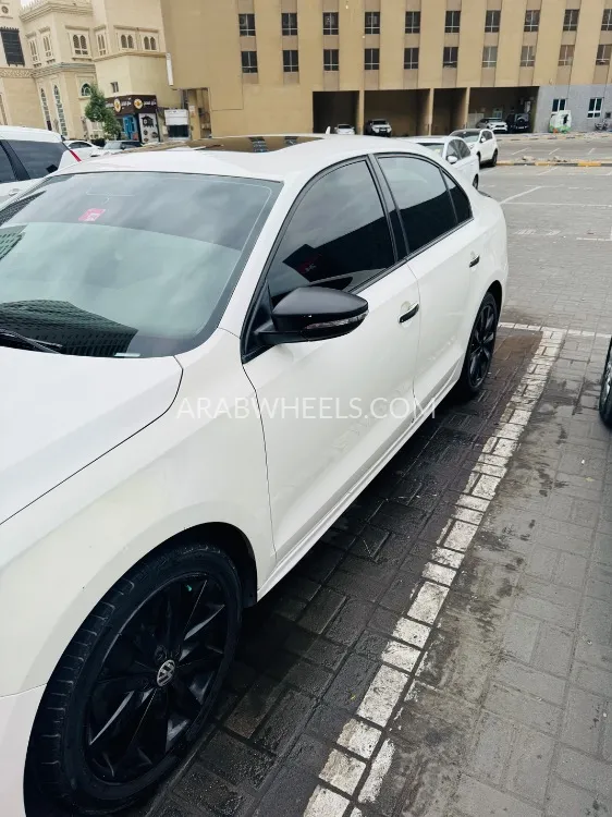 Volkswagen Jetta 2012 for Sale in Dubai Image-4