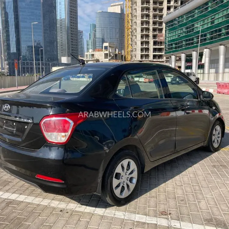 Hyundai Grand i10 2016 for Sale in Sharjah Image-4