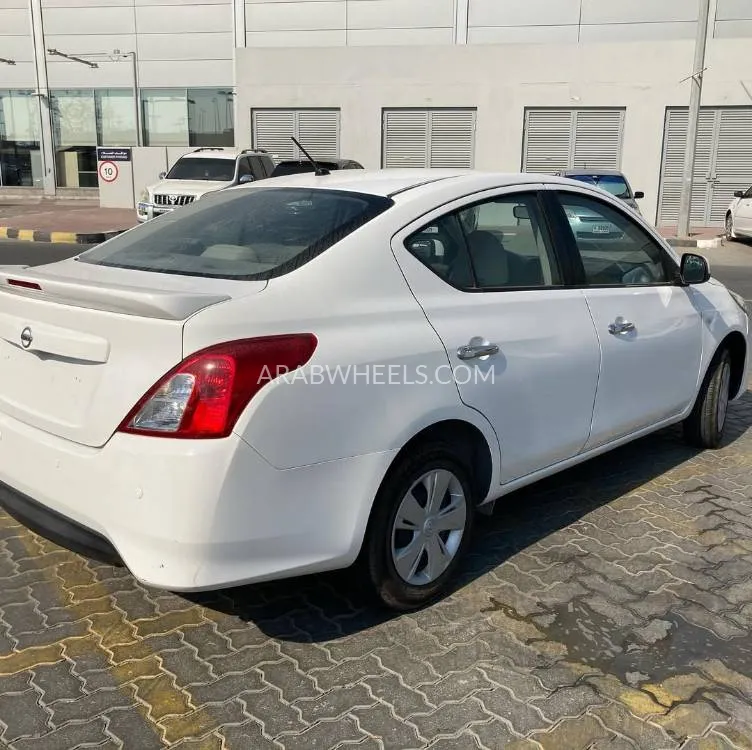 Nissan Sunny 2018 for Sale in Sharjah Image-5