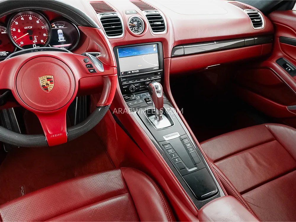 بورشه كايمان 2015 for Sale in دبي Image-9