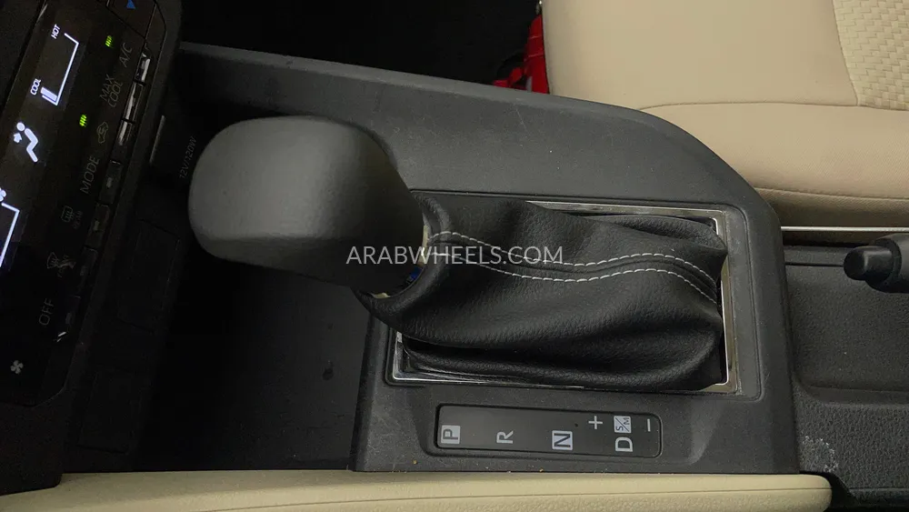 Toyota Yaris 2024 for Sale in Dubai Image-17
