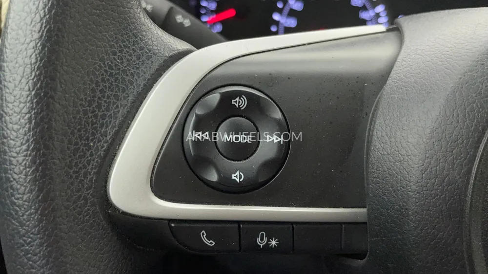 Toyota Yaris 2024 for Sale in Dubai Image-36