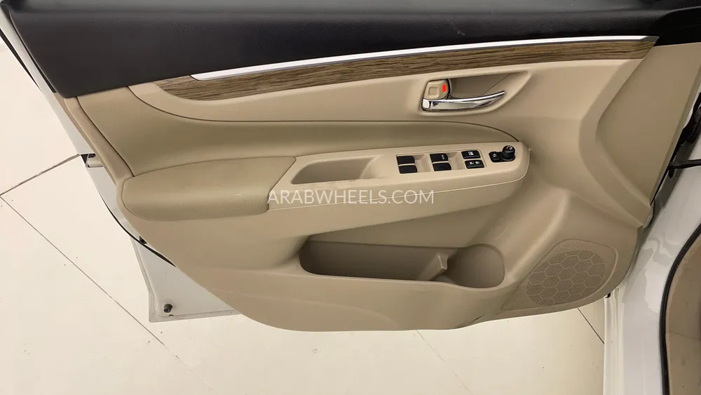 Suzuki Ciaz 2023 for Sale in Dubai Image-17
