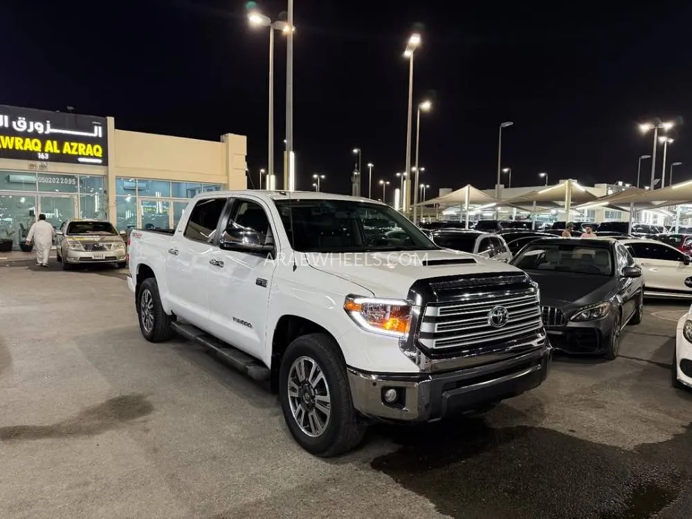 تويوتا تندرا 2017 for Sale in الشارقة Image-3