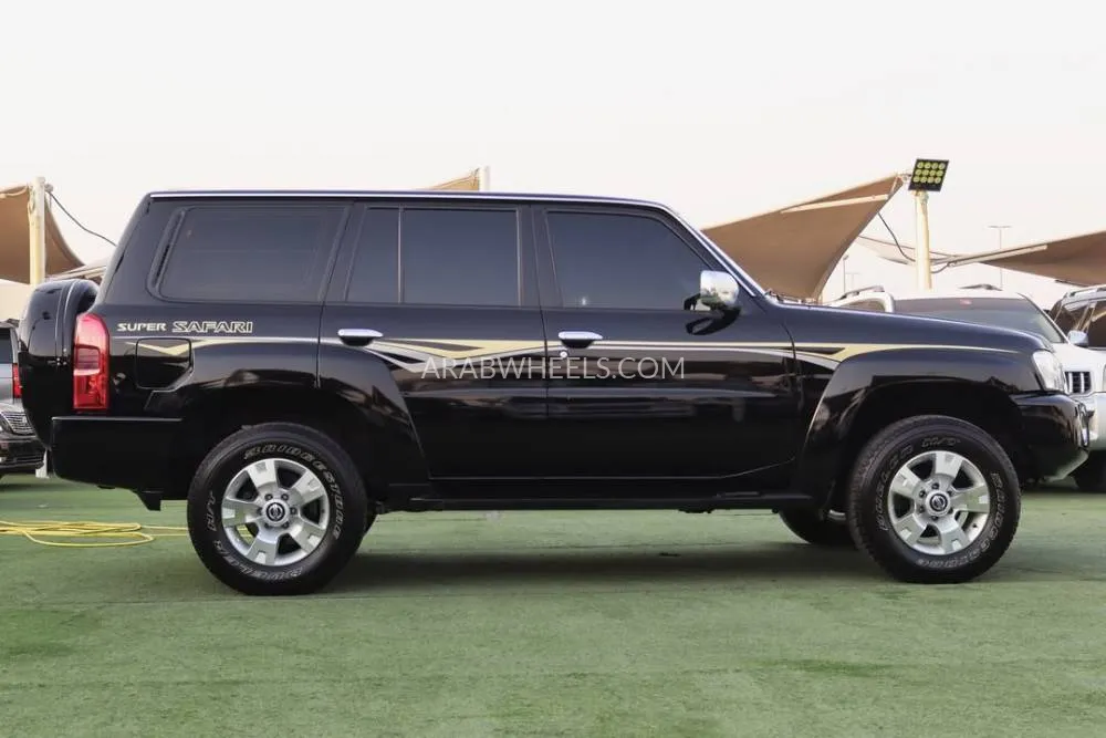 Toyota Tundra 2019 for Sale in Sharjah Image-5