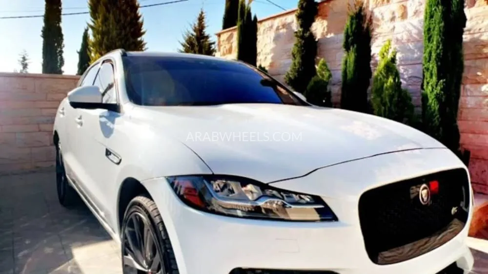 Jaguar F Pace 2019 for Sale in Sharjah Image-2