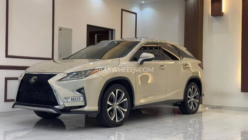 لكزس RX 2019 for Sale in الفجيرة Image-3