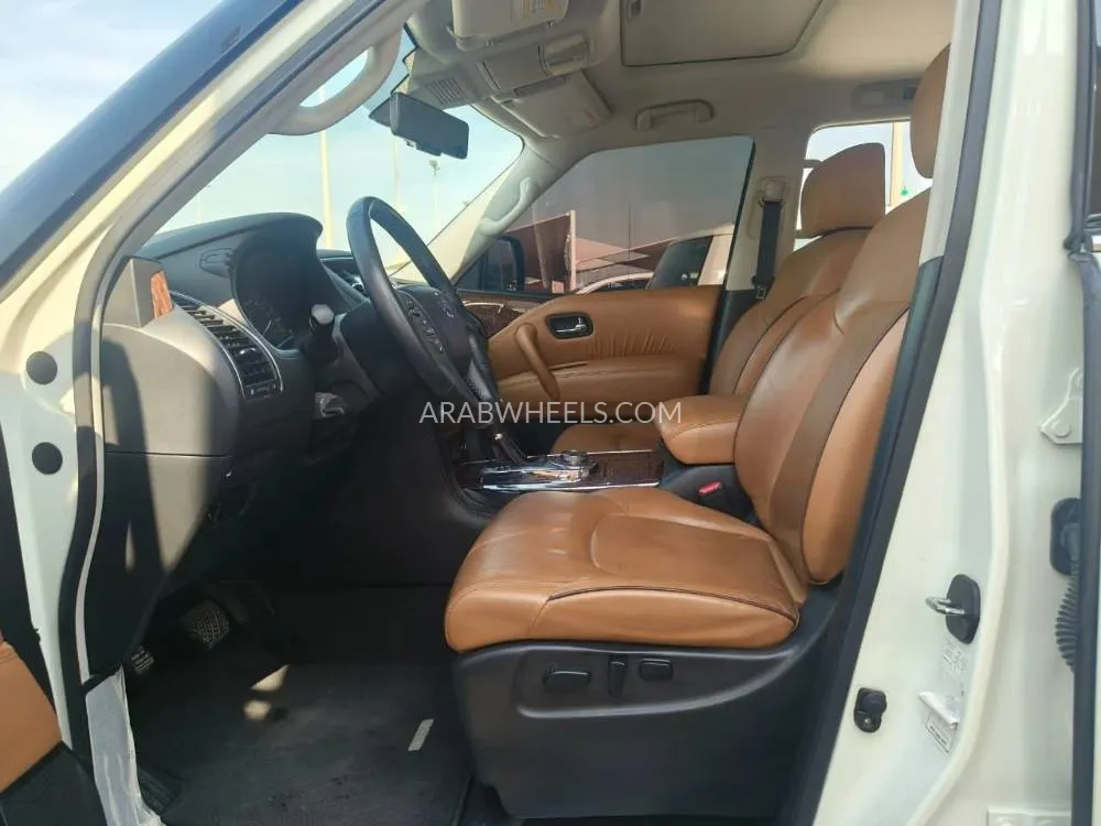 Nissan Patrol 2018 for Sale in Sharjah Image-14