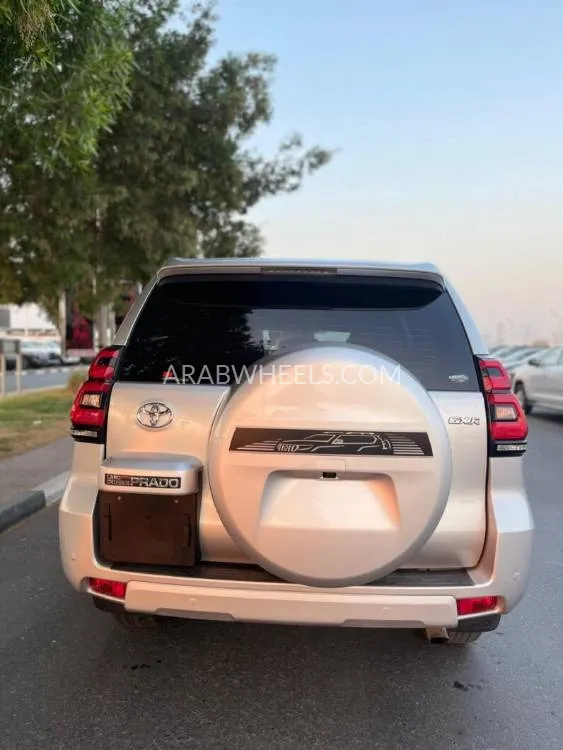 تويوتا لاند كروزر برادو 2023 for Sale in دبي Image-3