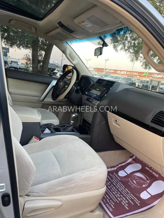 تويوتا لاند كروزر برادو 2023 for Sale in دبي Image-15